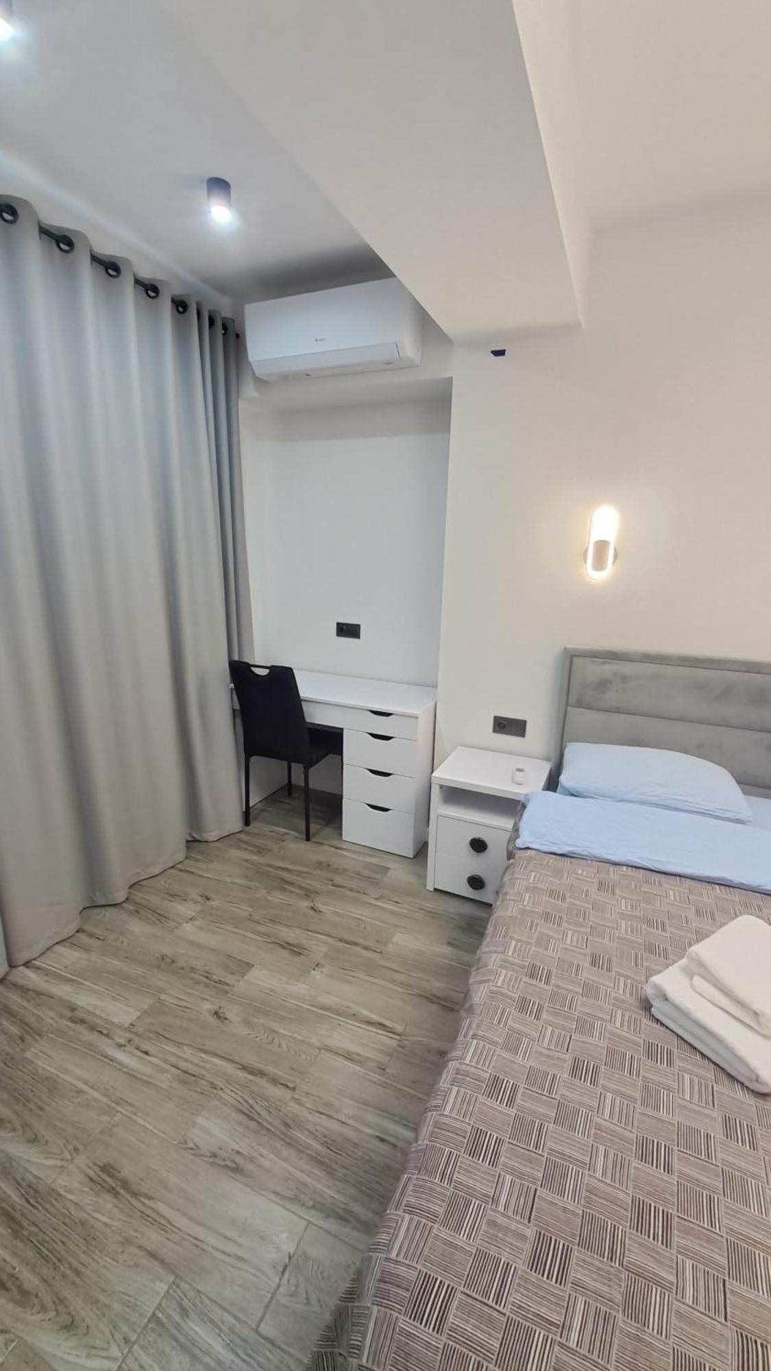 Аэропорт-Номера 24/24 . Lejlighed Chişinău Eksteriør billede