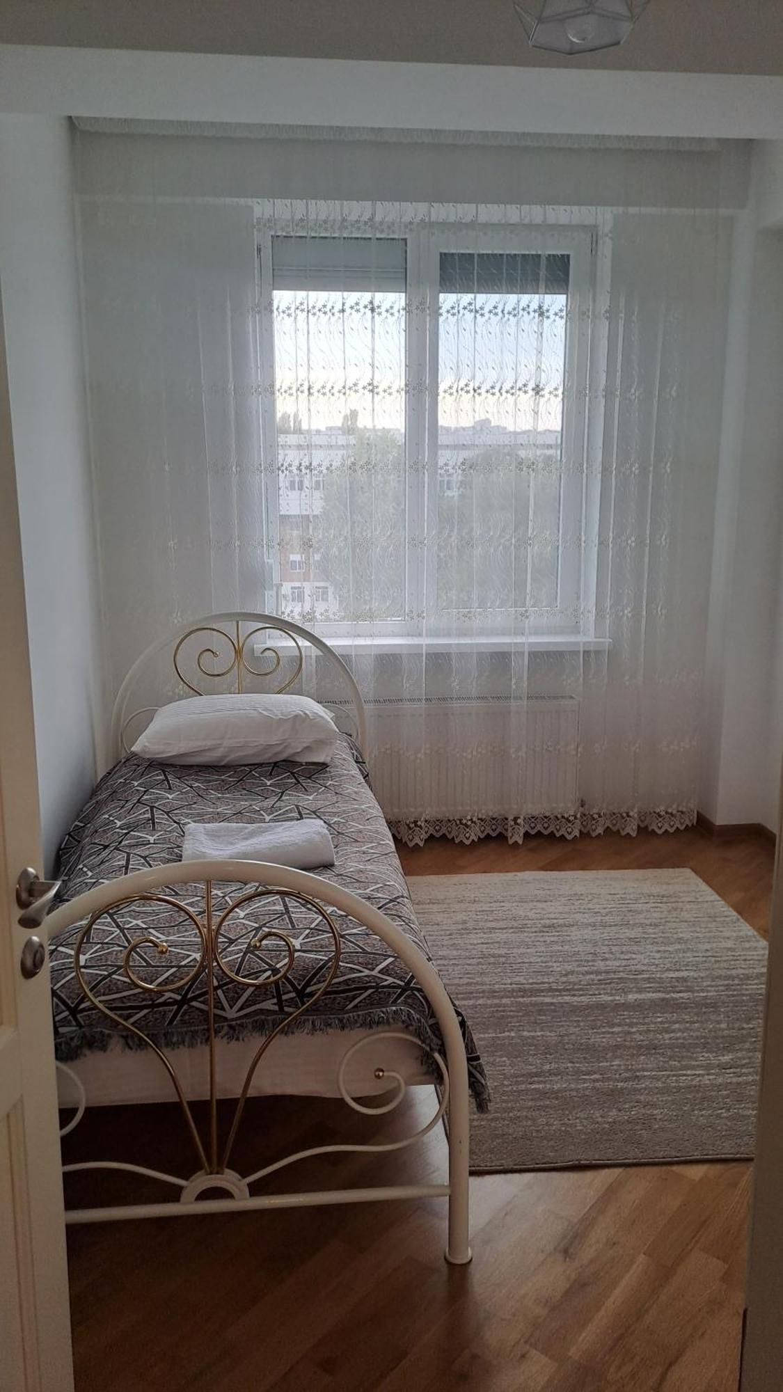 Аэропорт-Номера 24/24 . Lejlighed Chişinău Værelse billede